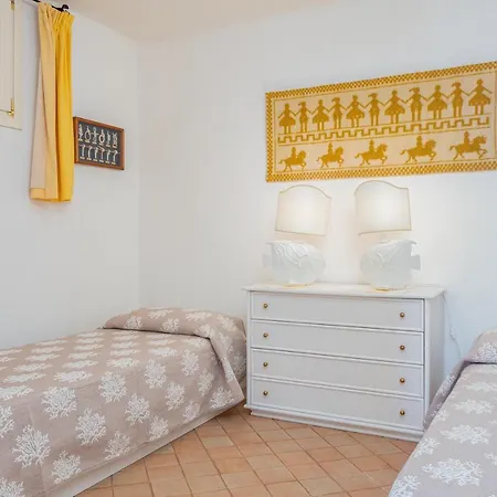 בית נופש Bella Vista Marinella 1 אולביה