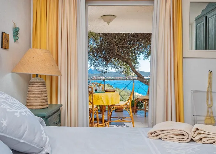 Bella Vista Marinella 1 *